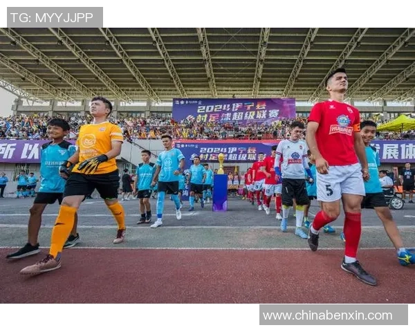 吐鲁番足球队崛起之路与国家足球明星的辉煌成就探讨 吐鲁番足球队崛起之路与国家足球明星的辉煌成就探讨